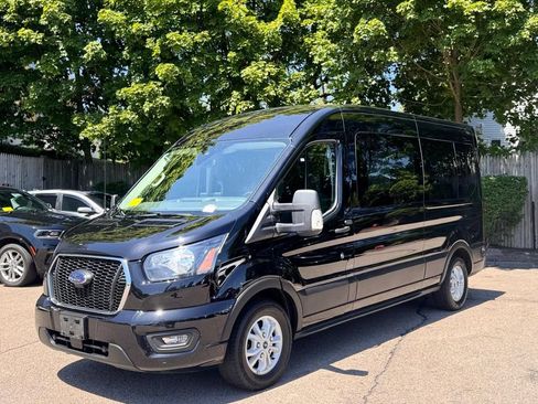 Used 2024 Ford Transit 350 XLT RWD image 2