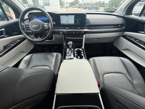 Used 2024 Kia Carnival SX FWD image 15