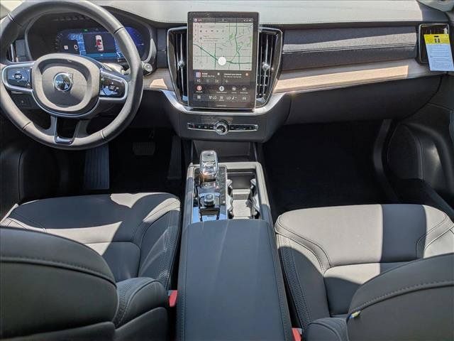 New 2026 Volvo XC90 T8 Plus w/ Protection Package AWD/4WD image 16