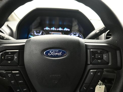 Used 2019 Ford F250 XLT w/ XLT Premium Package AWD/4WD image 7