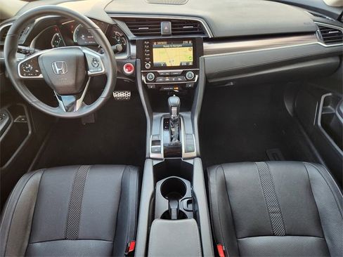 Used 2020 Honda Civic Touring image 10