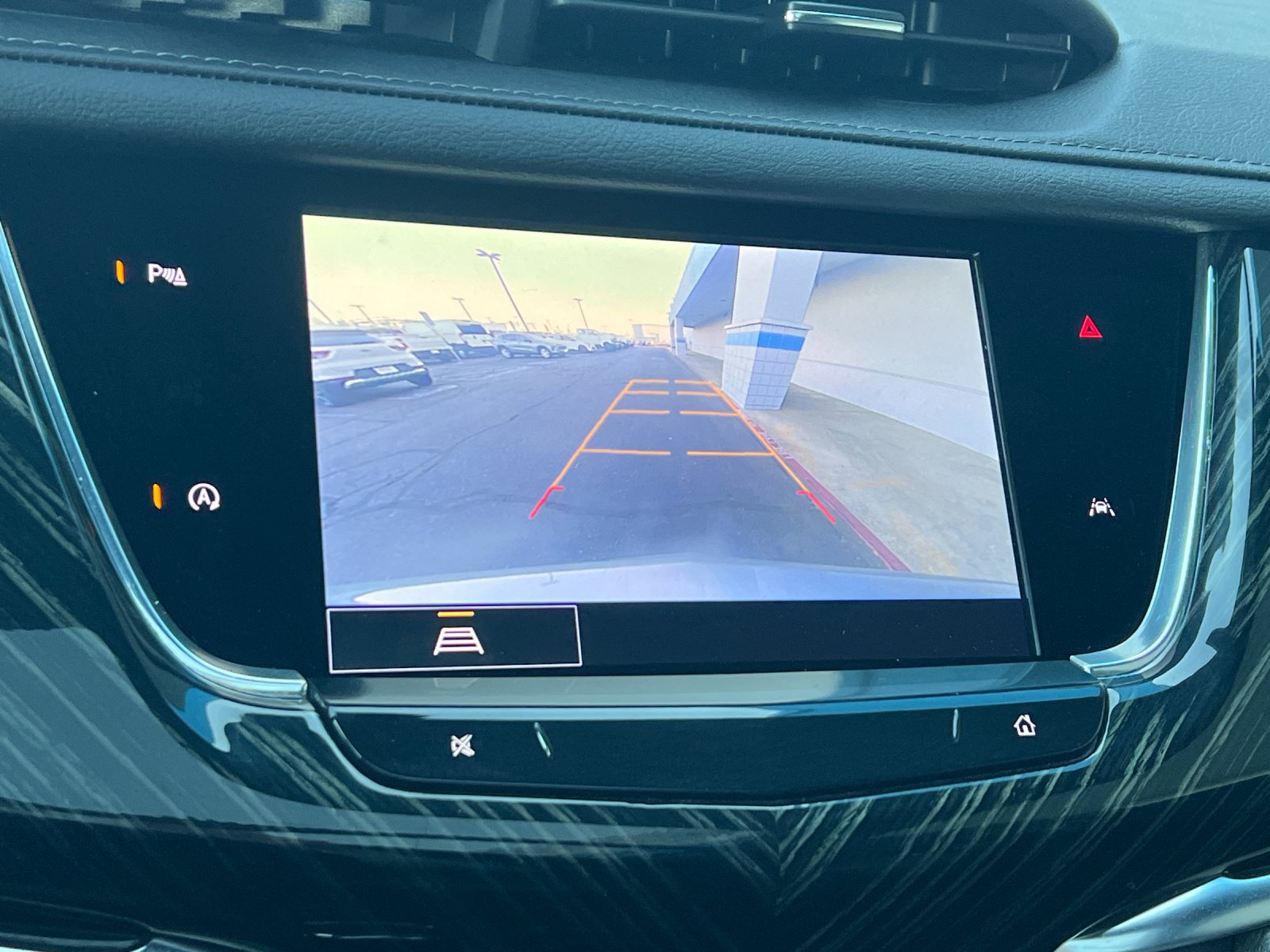 Certified 2025 Cadillac XT6 Premium Luxury FWD image 20