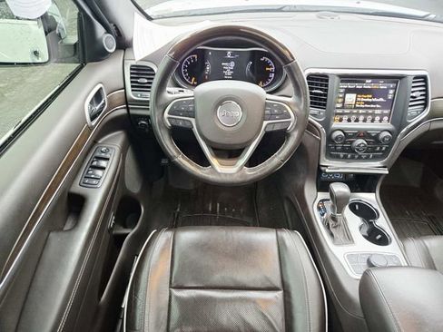 Used 2018 Jeep Grand Cherokee Overland image 8