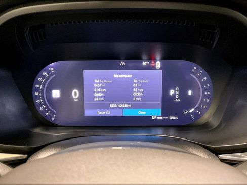 Certified 2023 Volvo XC60 B5 Plus w/ Climate Package AWD/4WD image 13
