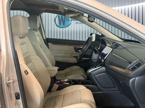 Used 2018 Honda CR-V Touring image 6