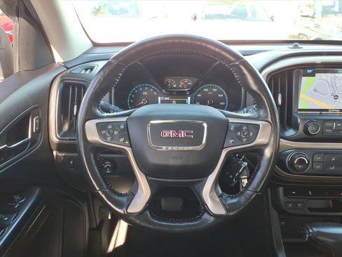 Used 2018 GMC Canyon Denali image 17