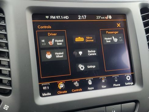 Used 2023 Jeep Cherokee Altitude Lux image 27