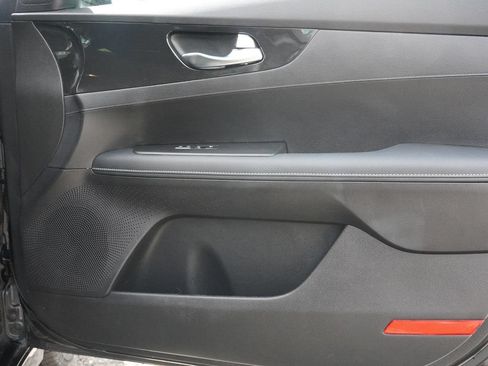 Used 2023 Kia Forte GT-Line FWD image 18
