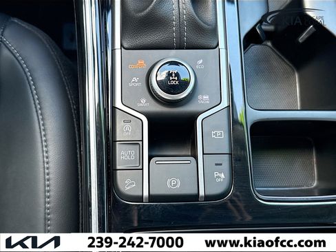 Certified 2021 Kia Sorento SX image 31