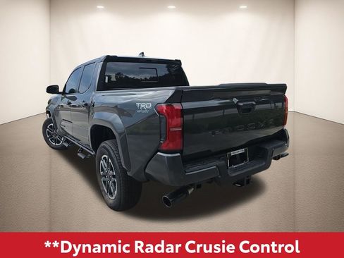 Used 2025 Toyota Tacoma TRD Sport w/ TRD Sport Upgrade Package RWD image 6