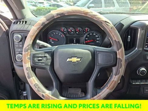 Used 2023 Chevrolet Silverado 1500 Custom image 18