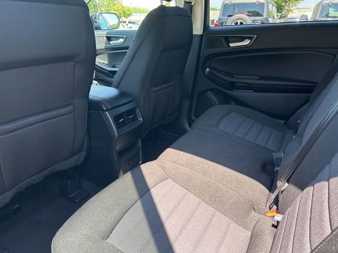 Used 2023 Ford Edge SE w/ Black Appearance Package AWD/4WD image 12