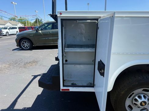 Used 2021 Chevrolet Silverado 2500 W/T w/ WT Convenience Package AWD/4WD image 37