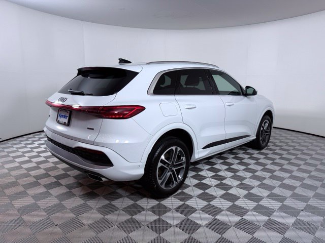 Certified 2025 Audi Q5 Premium w/ Convenience Package AWD/4WD image 8