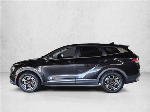 Used 2023 Kia Sportage LX FWD image 8