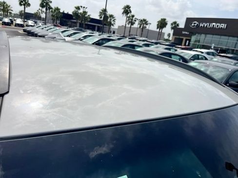 Used 2023 Hyundai Kona SEL w/ Winter Weather Package FWD image 5