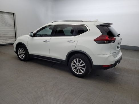 Used 2019 Nissan Rogue SV image 3