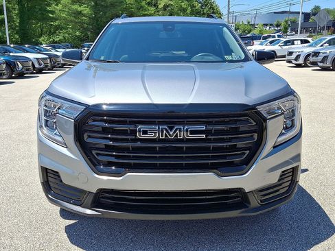 Certified 2023 GMC Terrain SLE w/ Driver Convenience Package AWD/4WD image 29