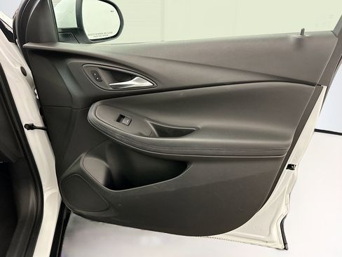 Used 2025 Buick Encore GX Preferred image 33