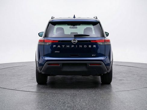 Used 2025 Nissan Pathfinder SV FWD image 7