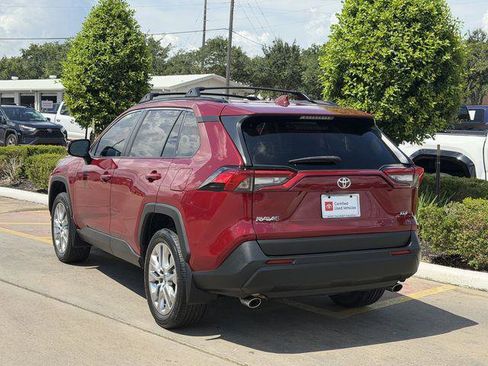 Certified 2023 Toyota RAV4 XLE Premium FWD image 5