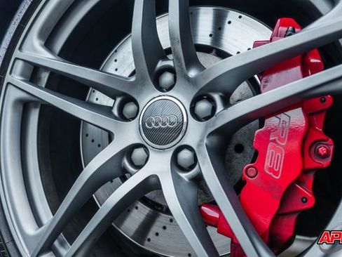 Used 2012 Audi R8 V8 image 3