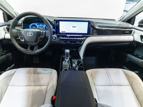 New 2026 Toyota Camry XLE AWD/4WD image 13