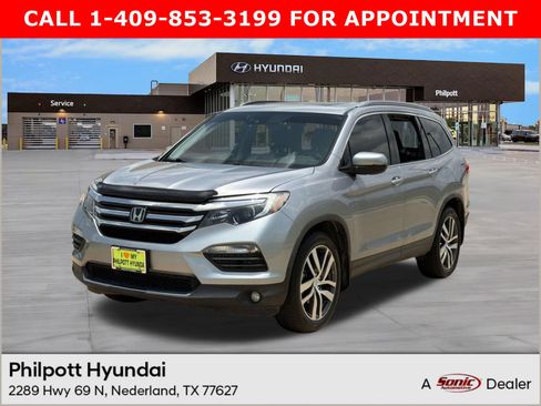 Used 2017 Honda Pilot Elite image 1