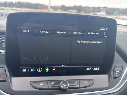 Used 2025 Chevrolet Blazer LT AWD/4WD image 19