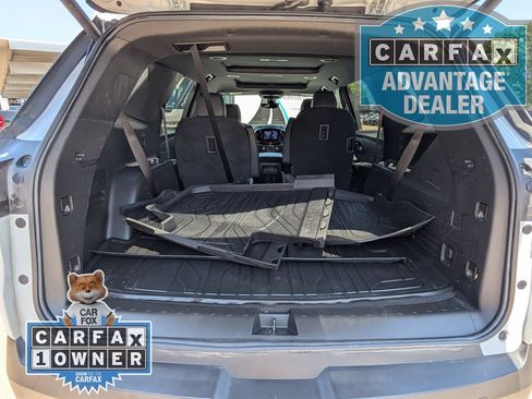 Certified 2023 Chevrolet Traverse RS w/ LPO, Floor Liner Package AWD/4WD image 23