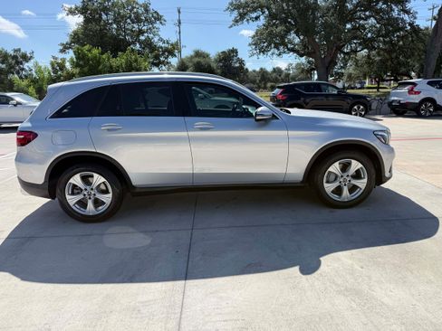 Used 2018 Mercedes-Benz GLC 300 image 7