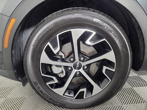 Used 2023 Kia Sportage EX FWD image 8
