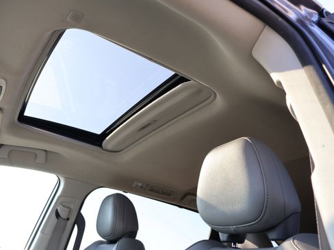 Used 2024 Toyota Sienna XLE image 39