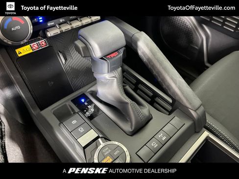 Used 2026 Toyota 4Runner TRD Off-Road Premium AWD/4WD image 32