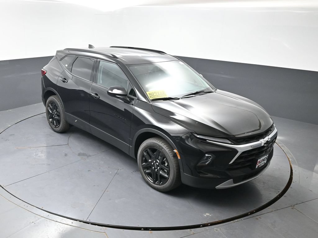 New 2026 Chevrolet Blazer LT w/ Convenience Package AWD/4WD image 31