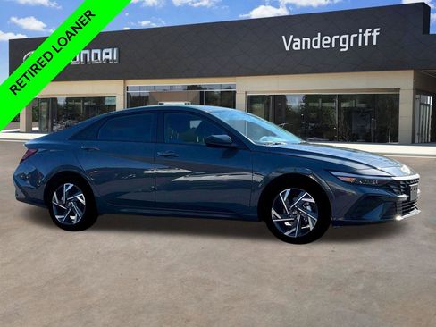 New 2025 Hyundai Elantra Sport image 39