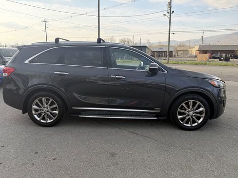 Used 2018 Kia Sorento SX image 5