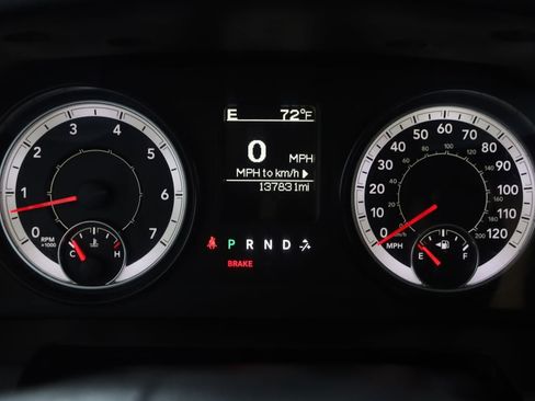 Used 2016 RAM 1500 ST AWD/4WD image 15