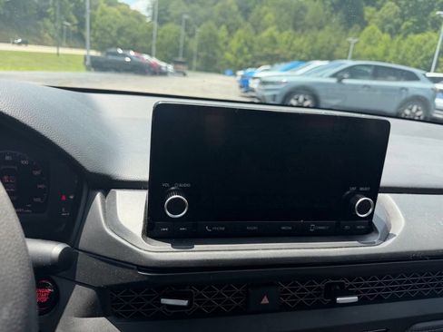 Used 2024 Honda Accord EX image 16