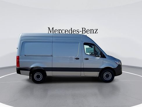 New 2025 Mercedes-Benz Sprinter 2500 image 9