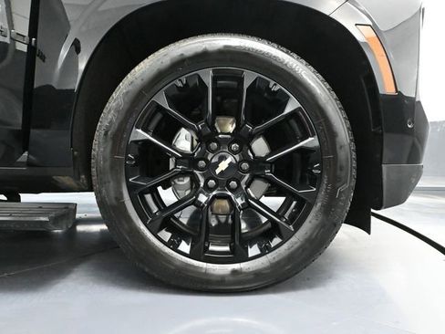 Used 2025 Chevrolet Tahoe High Country image 18