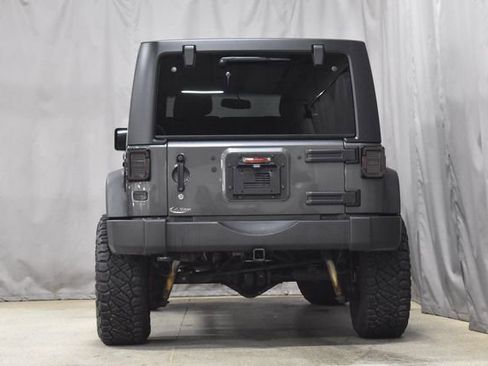 Used 2018 Jeep Wrangler Unlimited Sport S image 8