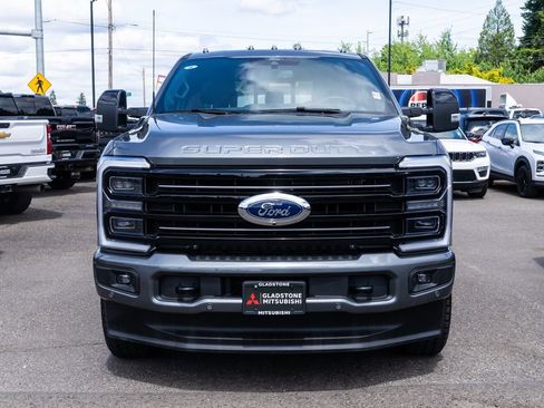Used 2026 Ford F350 Platinum w/ FX4 Off-Road Package AWD/4WD image 2