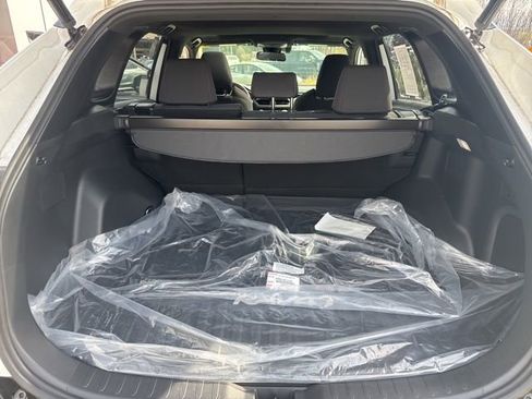 Used 2023 Toyota RAV4 SE w/ Weather & Moonroof Package image 29