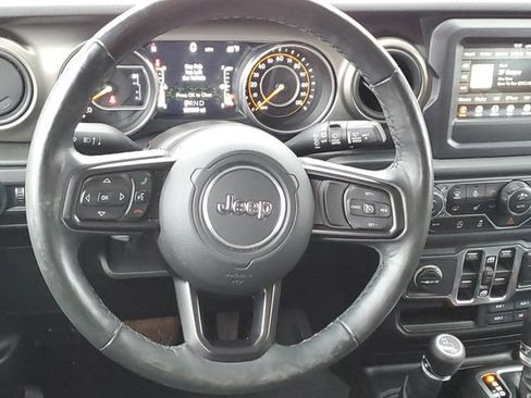 Used 2018 Jeep Wrangler Unlimited Sport S AWD/4WD image 28