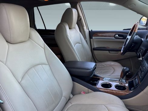 Used 2010 Buick Enclave CXL w/ Trailering Provision Package image 30