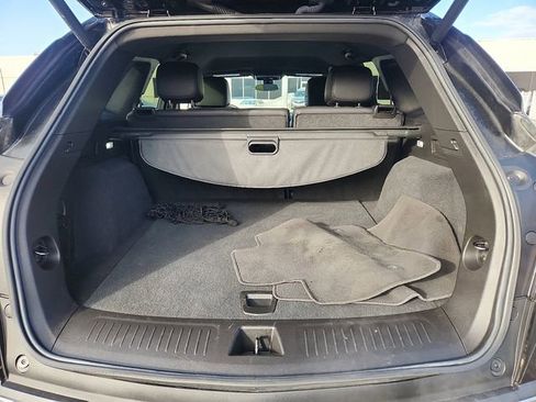 Used 2023 Cadillac XT5 Luxury image 24