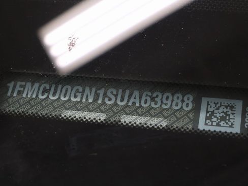 Certified 2025 Ford Escape Active image 34