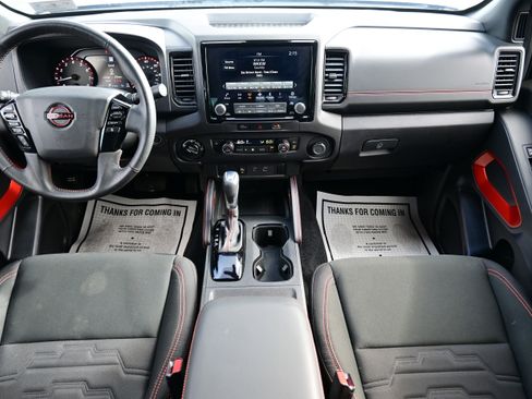 Used 2024 Nissan Frontier PRO-4X w/ Technology Package image 17