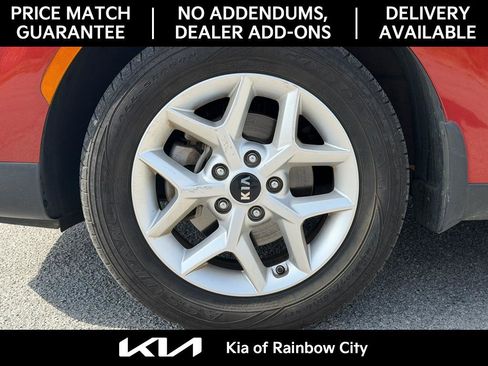 Used 2020 Kia Soul S FWD image 8